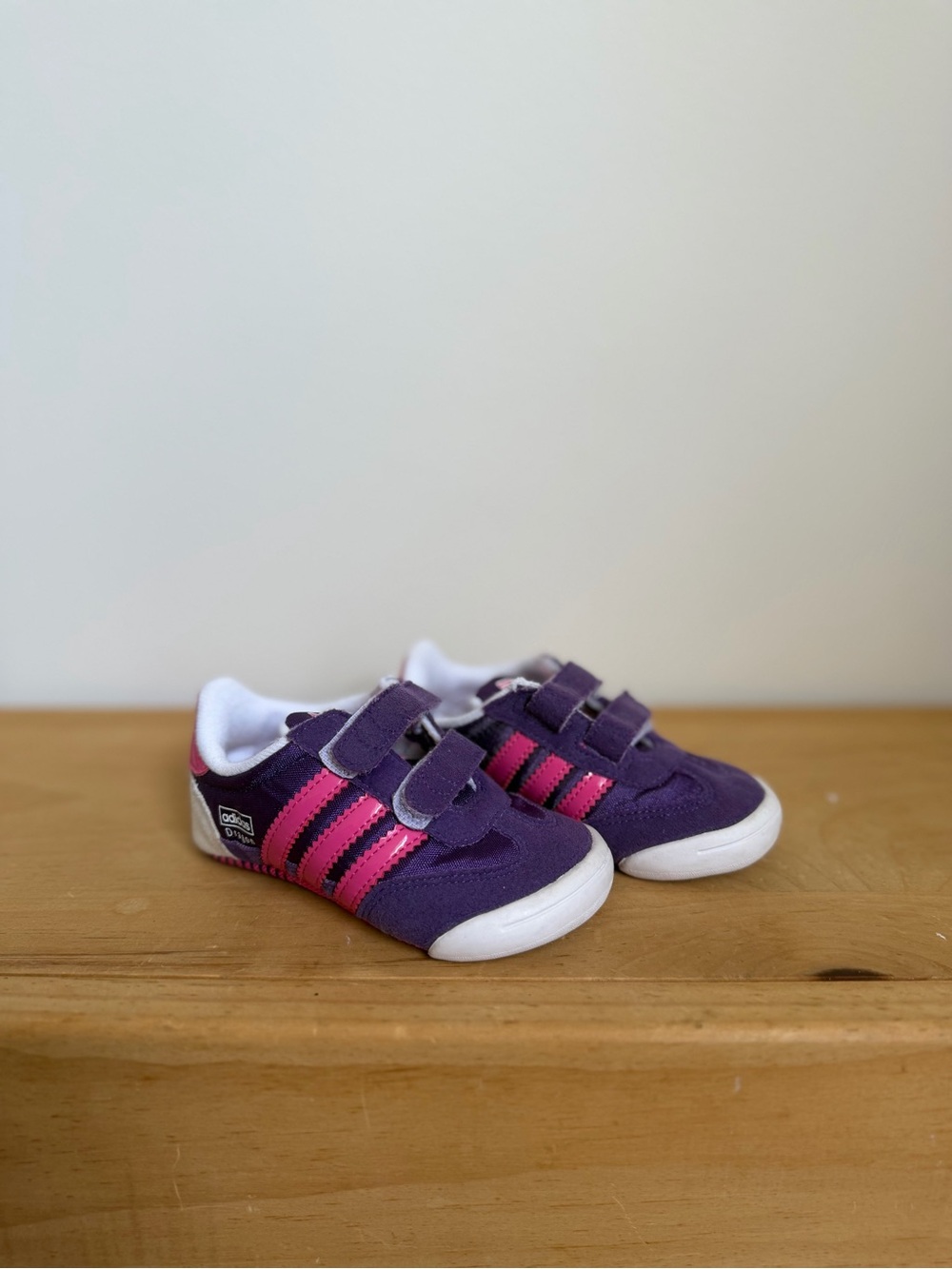 Adidas Dragon Reto-Style Learn to Walk Toddler Sneakers (Size 5)